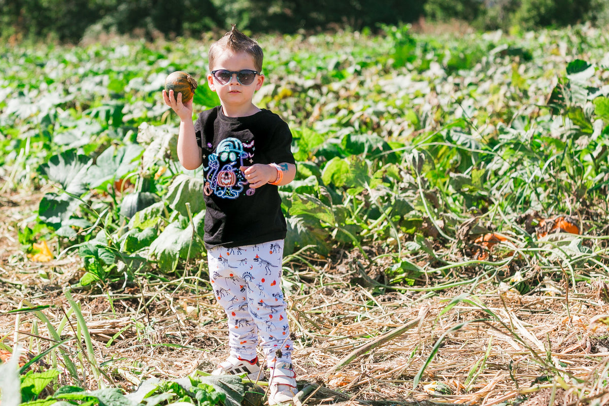 Cuddle Sleep Dream Boy Neon Ghost | Black Tshirt