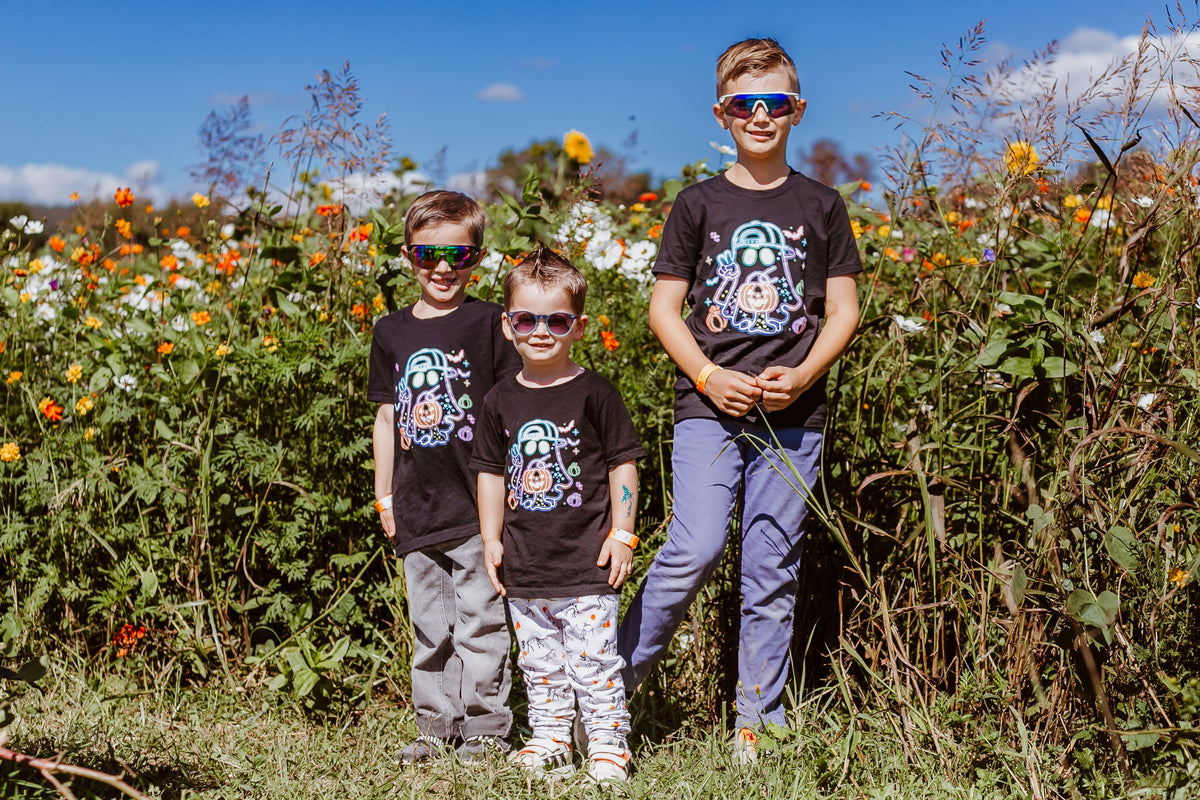 Cuddle Sleep Dream Boy Neon Ghost | Black Tshirt