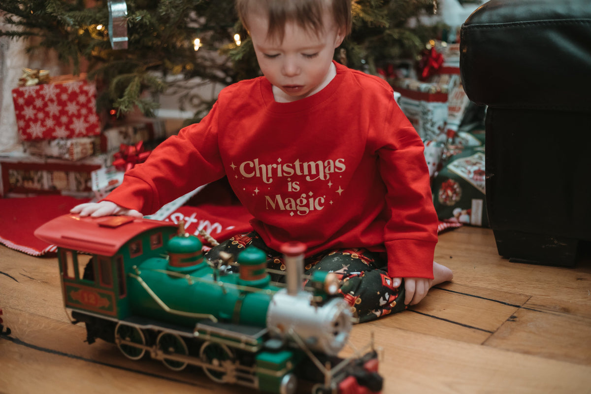 Cuddle Sleep Dream Graphic Tee Christmas is Magic | Infant/Toddler/Youth Tshirt