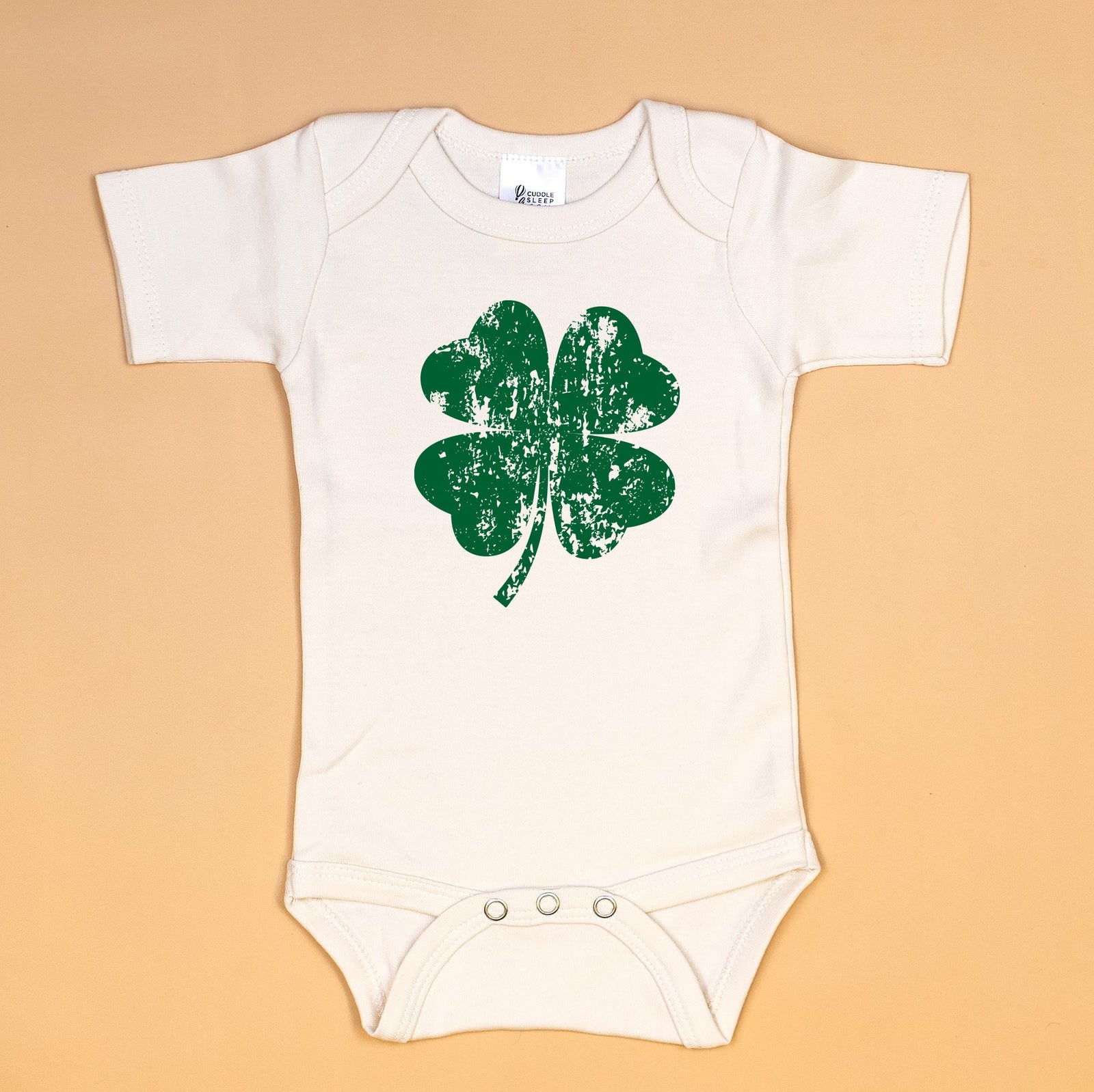 Cuddle Sleep Dream Baby One-Pieces Distressed Four Leaf Clover | Natural Bodysuit