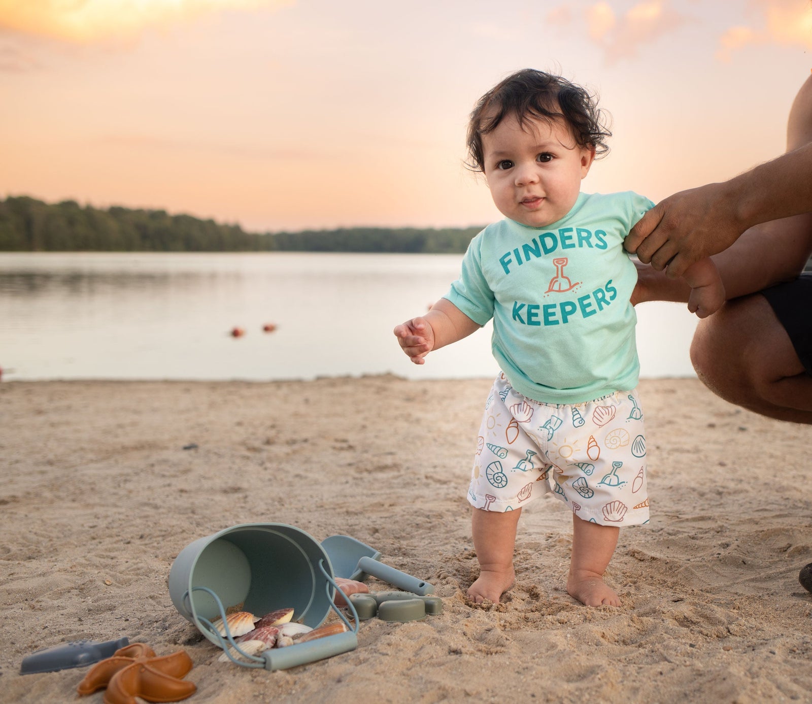 Cuddle Sleep Dream Graphic Tee Finders Keepers | Tshirt