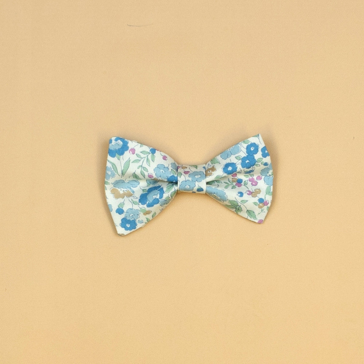 Cuddle Sleep Dream Ties Blue Floral Floral Snap On Bow ties