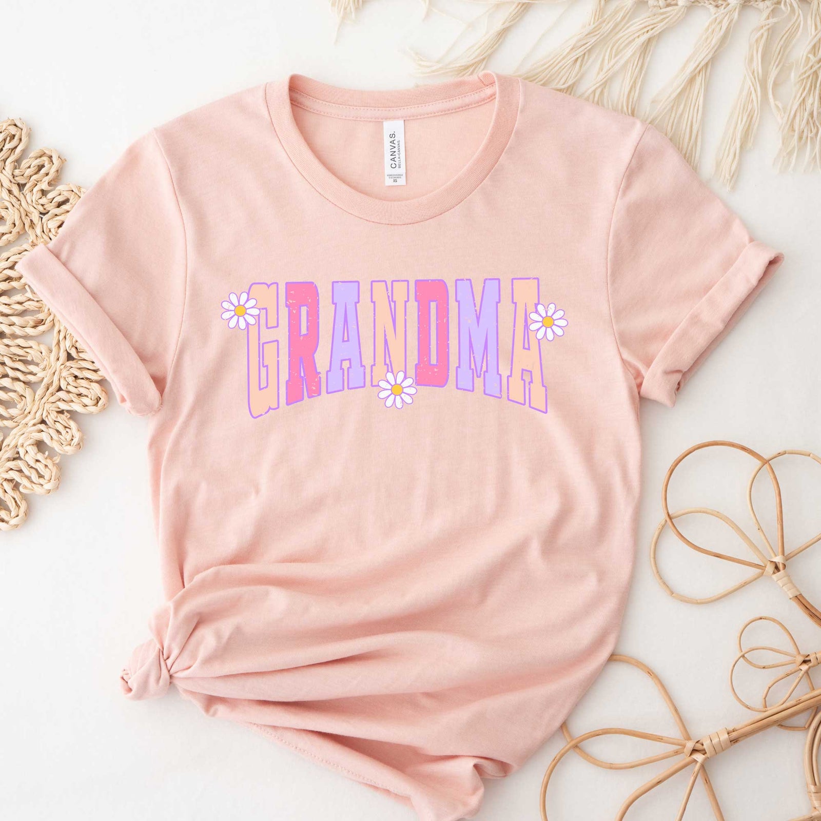 Cuddle Sleep Dream GRANDMA w/ Daisies | Peach Unisex Tshirt