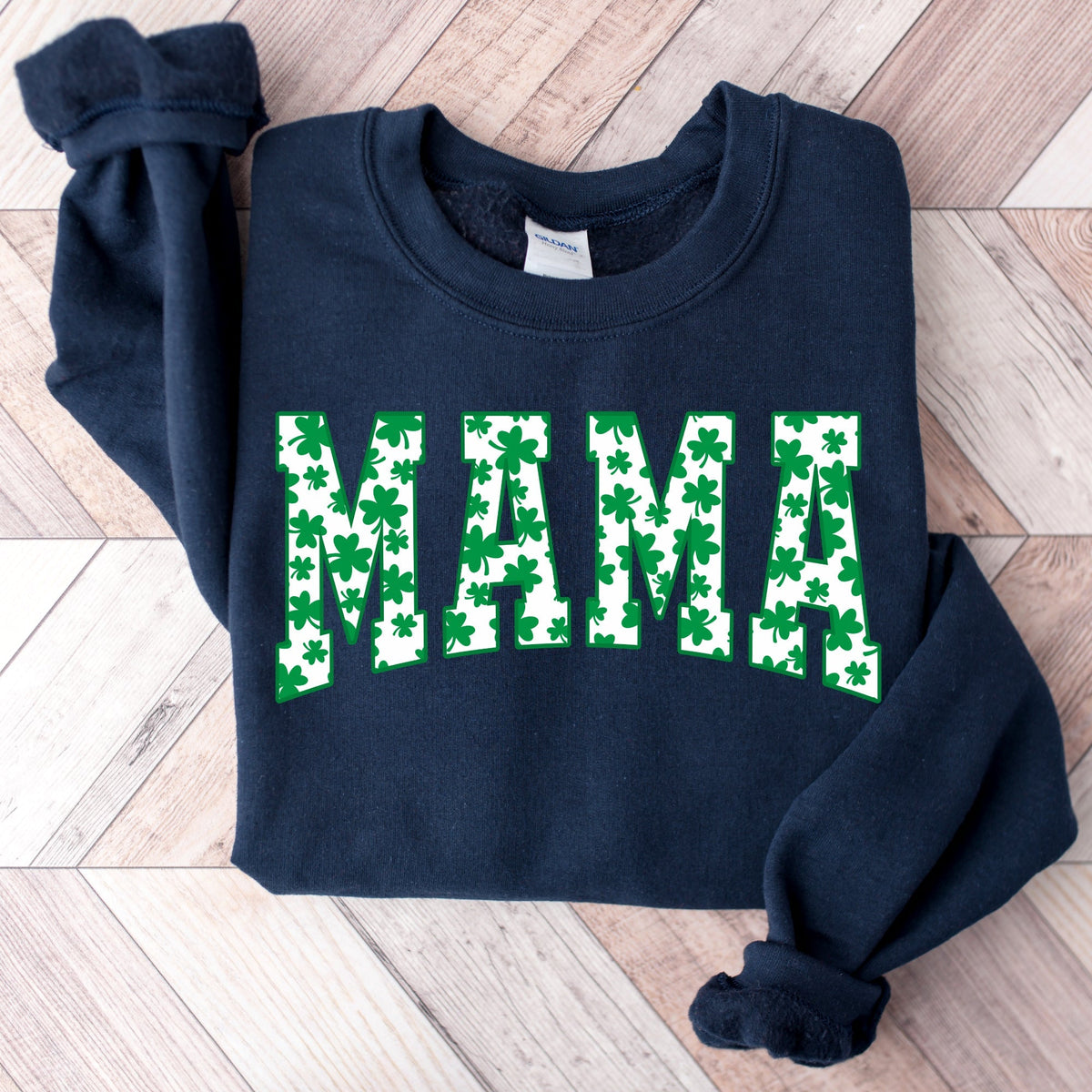 Cuddle Sleep Dream Mama Shamrock | St. Patrick&#39;s Day Sweatshirt