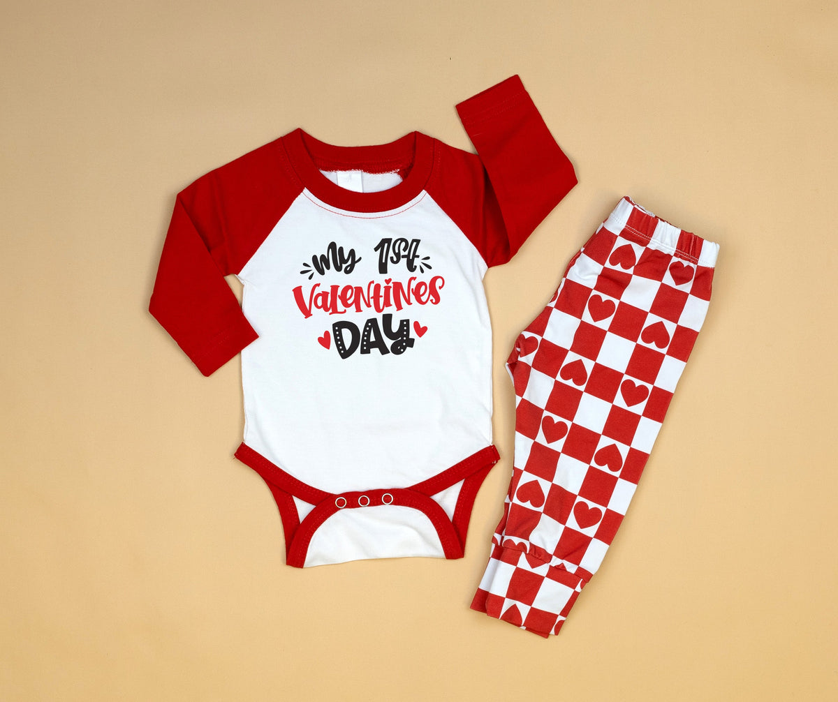 Cuddle Sleep Dream My 1st Valentine&#39;s Day | Red Raglan