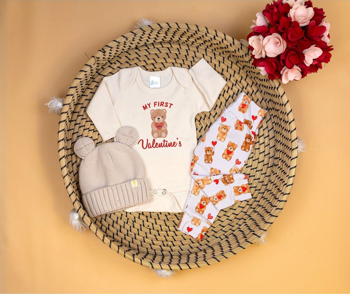 Cuddle Sleep Dream Baby One-Pieces My First Valentine&#39;s Bear | Natural Bodysuit