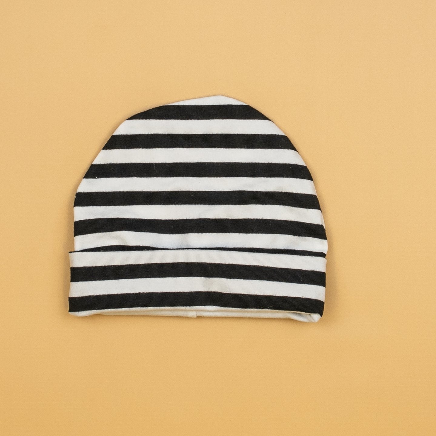 Cuddle Sleep Dream Hat Black/White Stripe Beanie