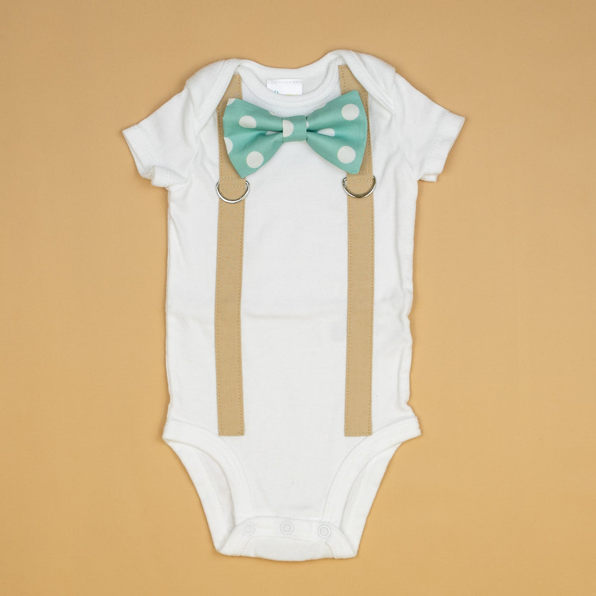 Cuddle Sleep Dream Oh Snap NB Short Sleeve Bodysuit Tan Suspender | Muted Teal Dot Bowtie