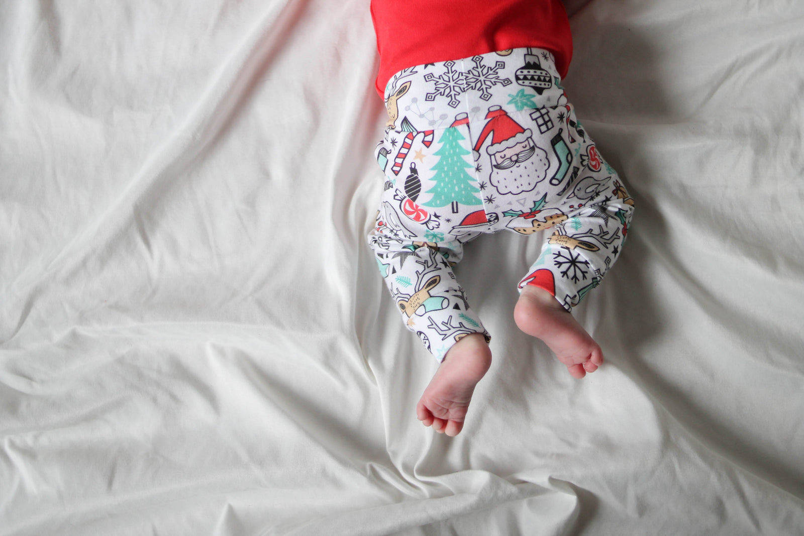 Cuddle Sleep Dream Leggings Christmas Toss Leggings