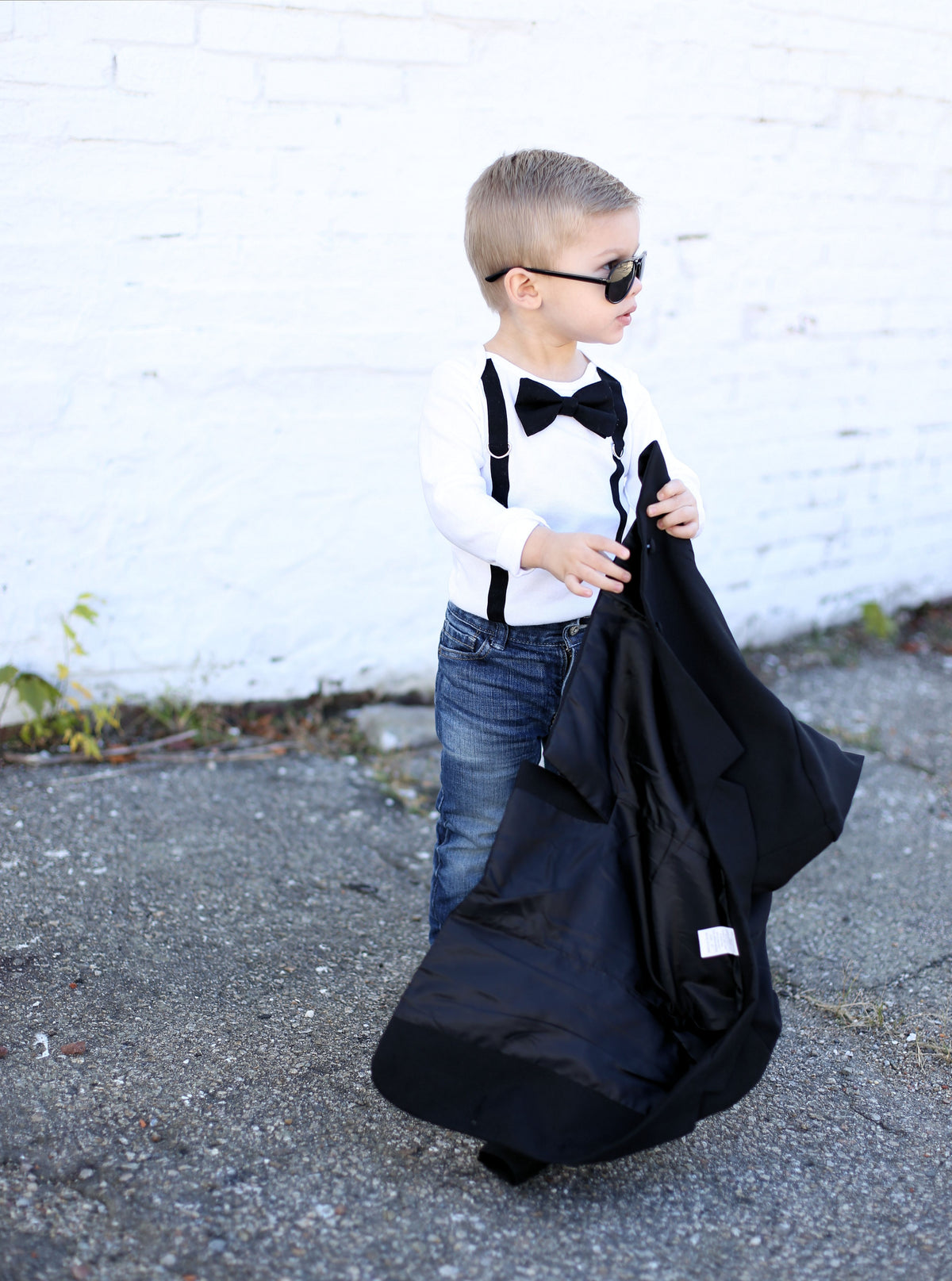 Cuddle Sleep Dream Oh Snap Black Suspenders / Solid Black bowtie (Baby Tuxedo)