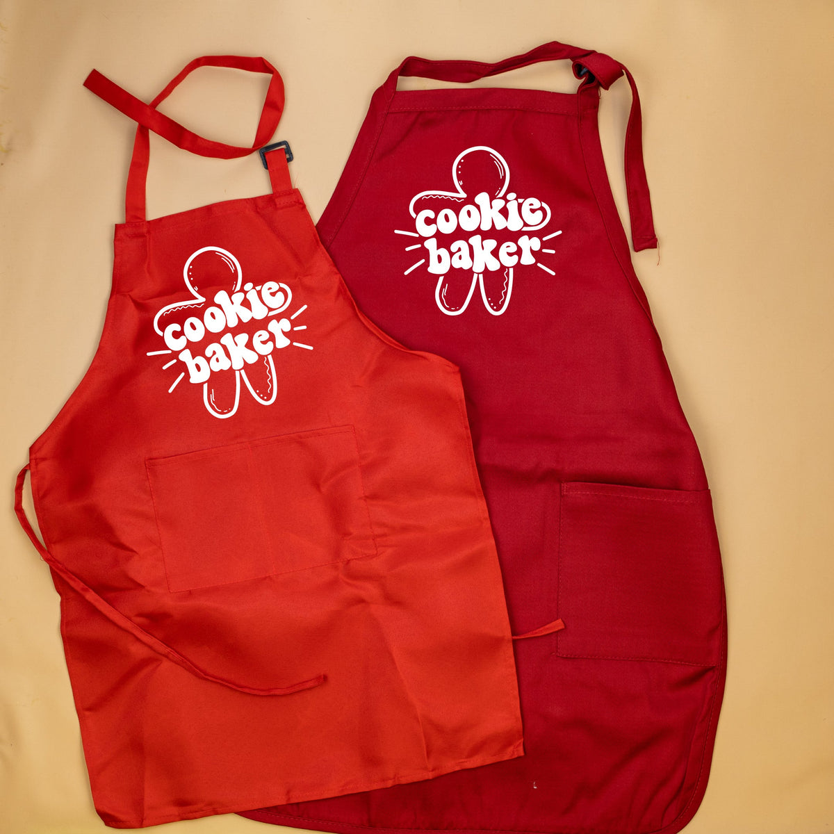 Cuddle Sleep Dream Christmas Baker Aprons