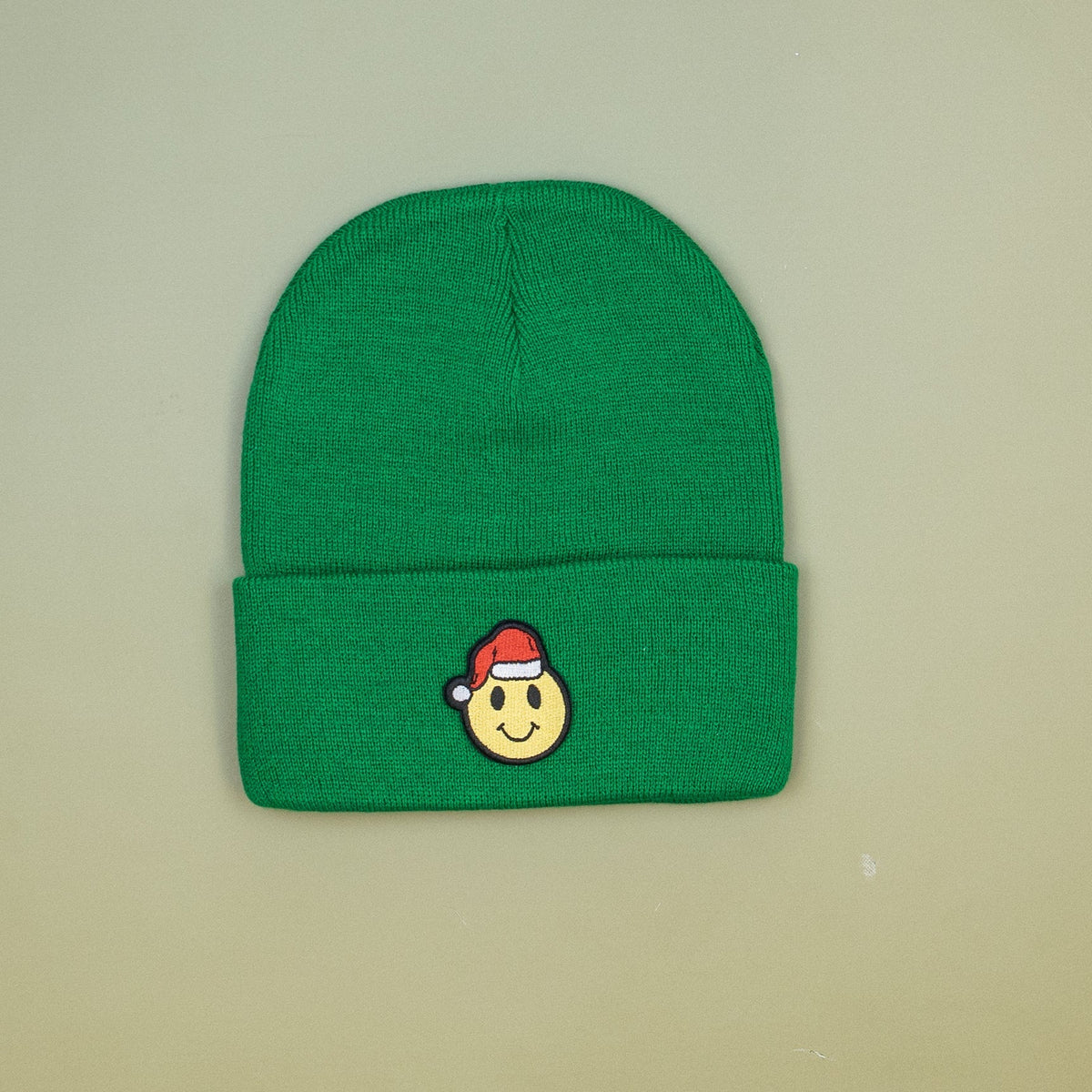 Cuddle Sleep Dream Adult (age 10-12+) / Green Christmas Smiley Santa Beanies