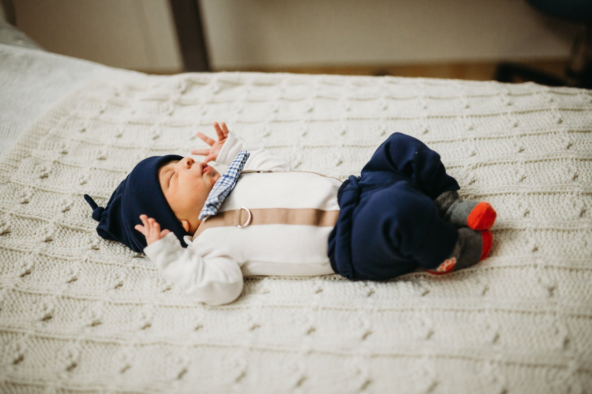 Cuddle Sleep Dream Bundles Classic Coming Home Outfit | Mocha &amp; Navy