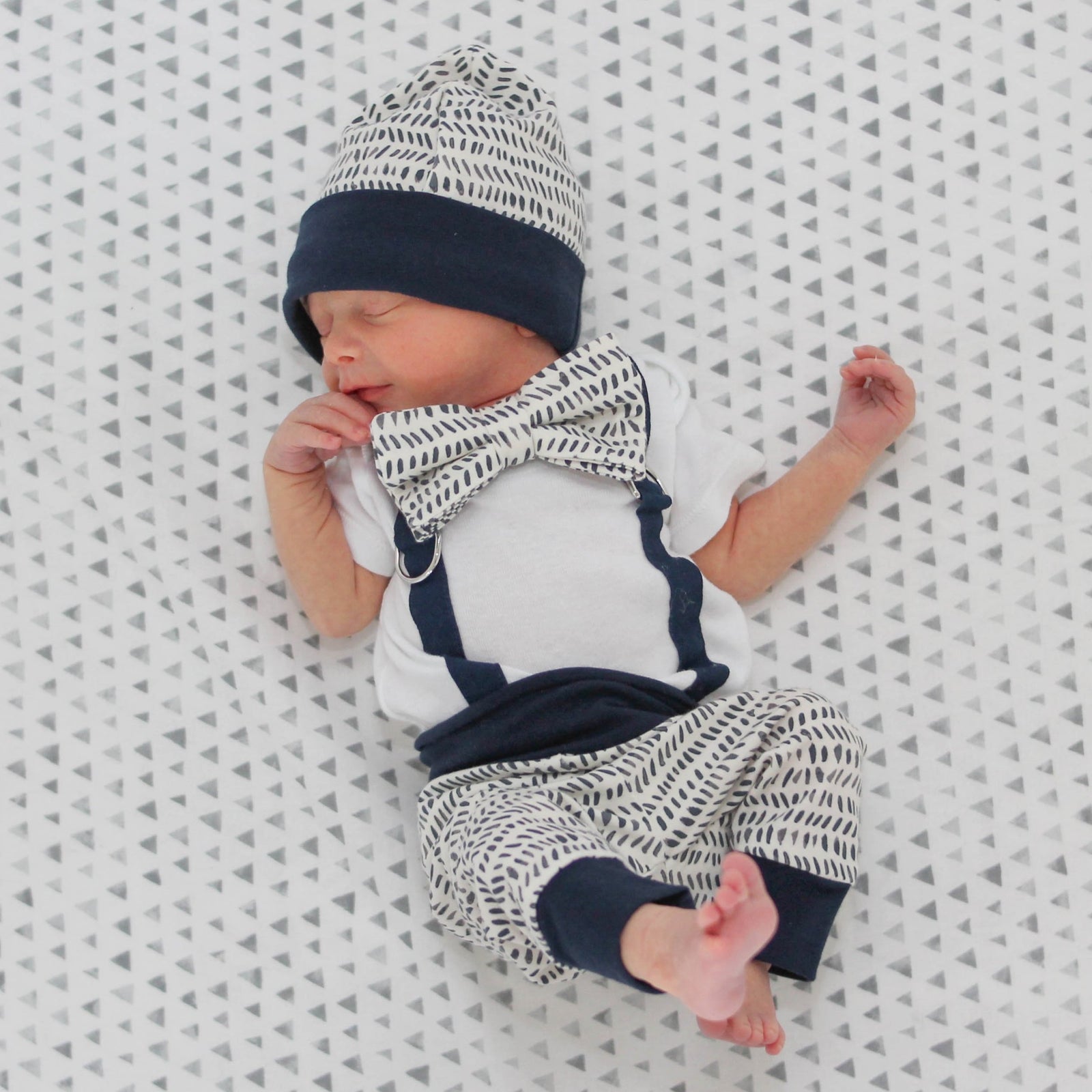 Cuddle Sleep Dream Bundles Coming Home Bundle |  Navy Dashes