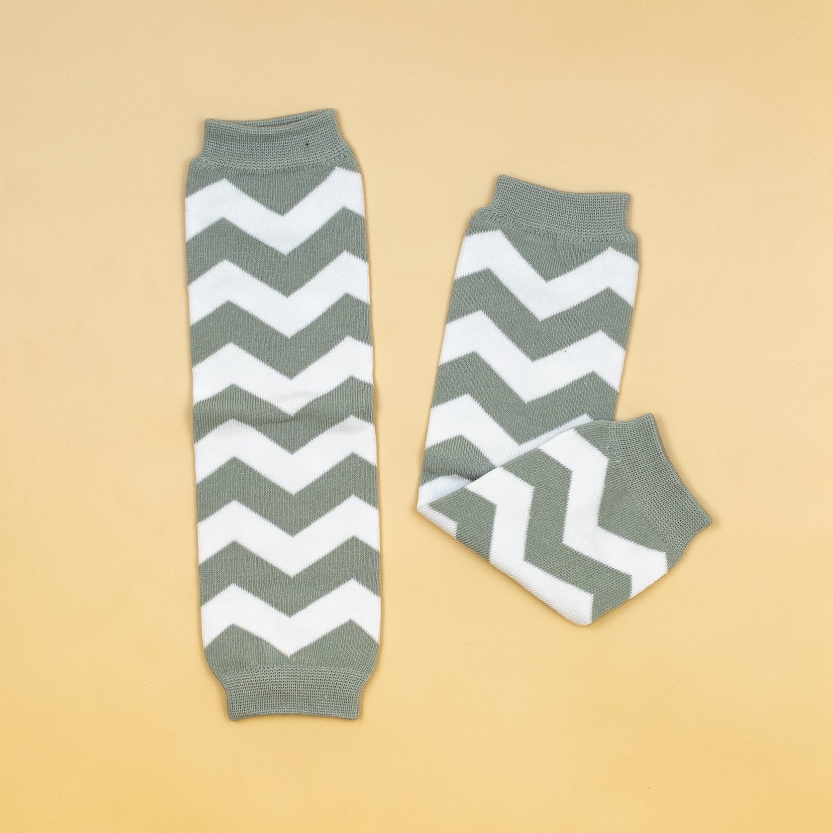 Cuddle Sleep Dream Leg Warmers Gray Chevron Leg Warmers