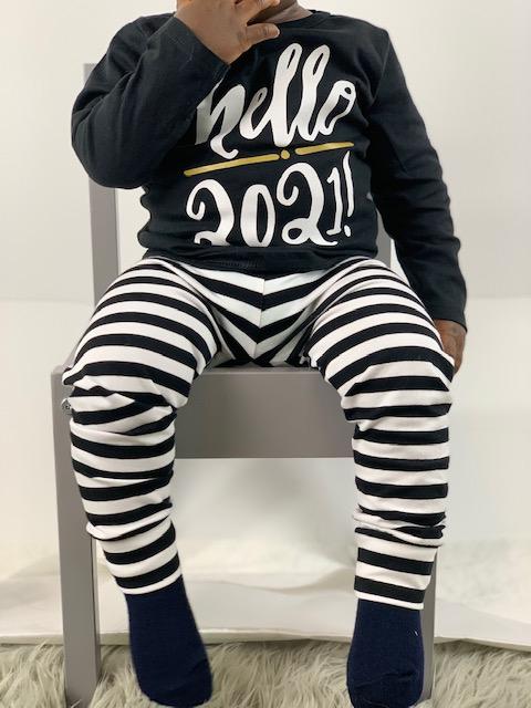 Cuddle Sleep Dream Hello 2021 | Black Onesie