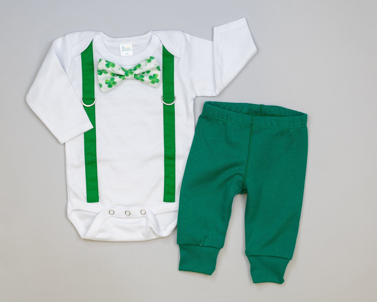 Cuddle Sleep Dream Oh Snap Kelly Green Suspenders | Shamrocks on White Bowtie