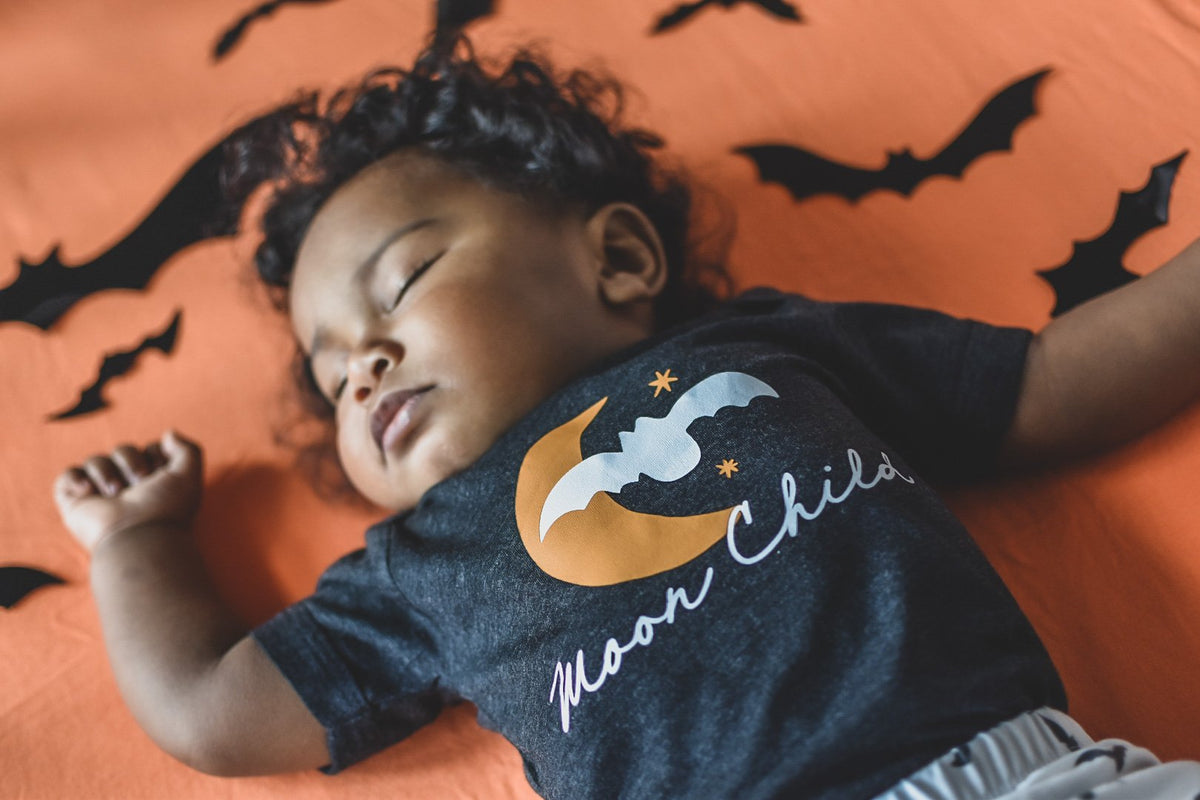 Cuddle Sleep Dream Moon Child | Heathered Black Short Sleeve Onesie