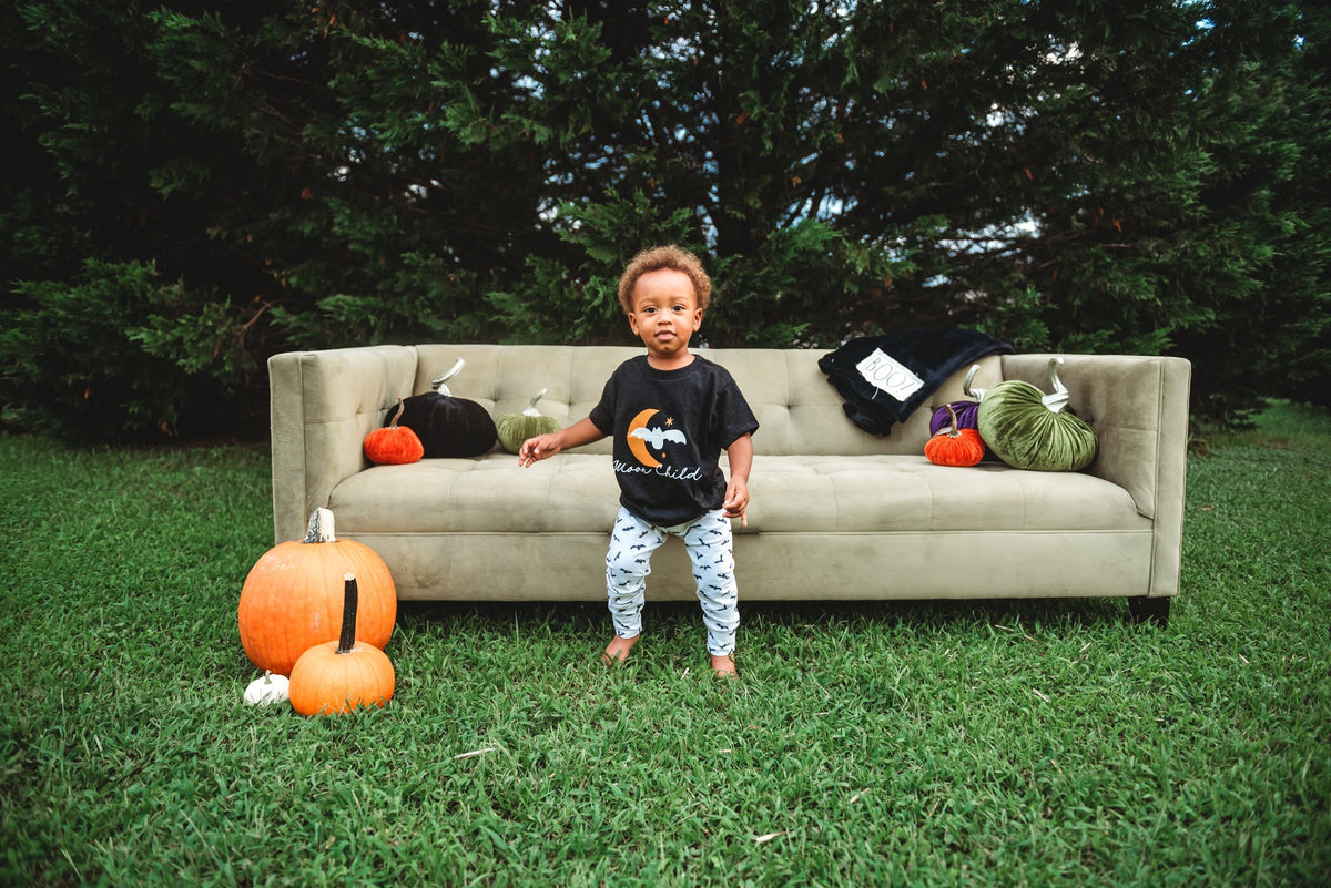 Cuddle Sleep Dream Moon Child | Heathered Black Short Sleeve Tshirt