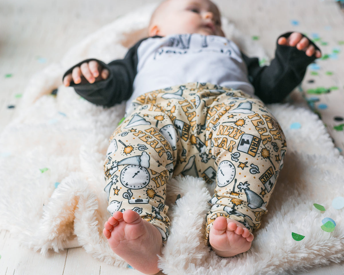 Cuddle Sleep Dream Slim Joggers New Year Gold Slim Joggers