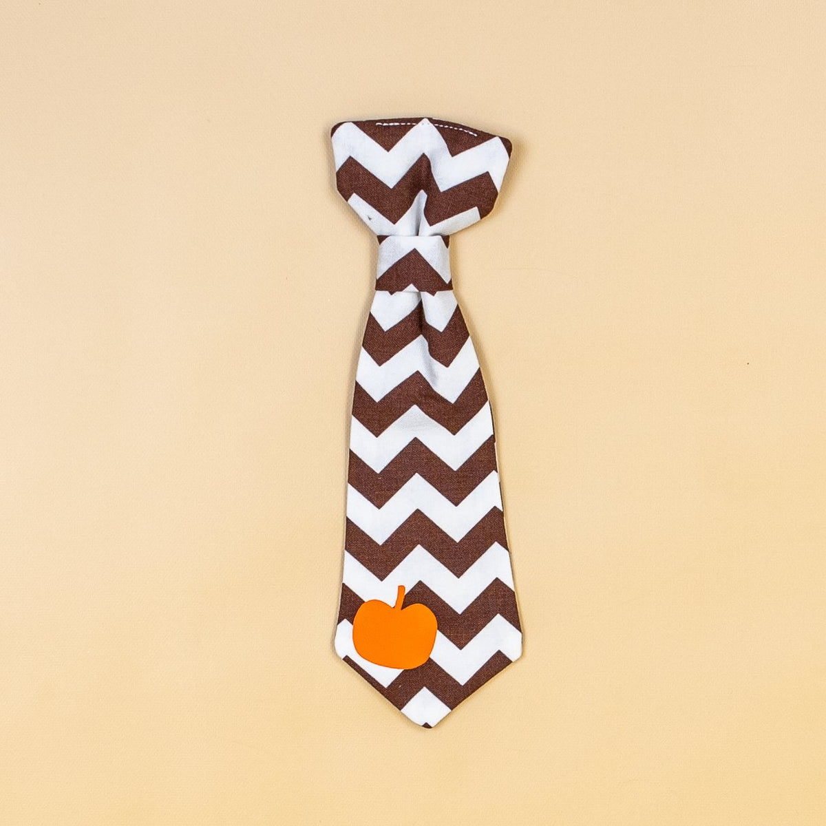 Cuddle Sleep Dream Ties Brown/WHITE Chev Neck w/ Pumpkin Pumpkin Neckties
