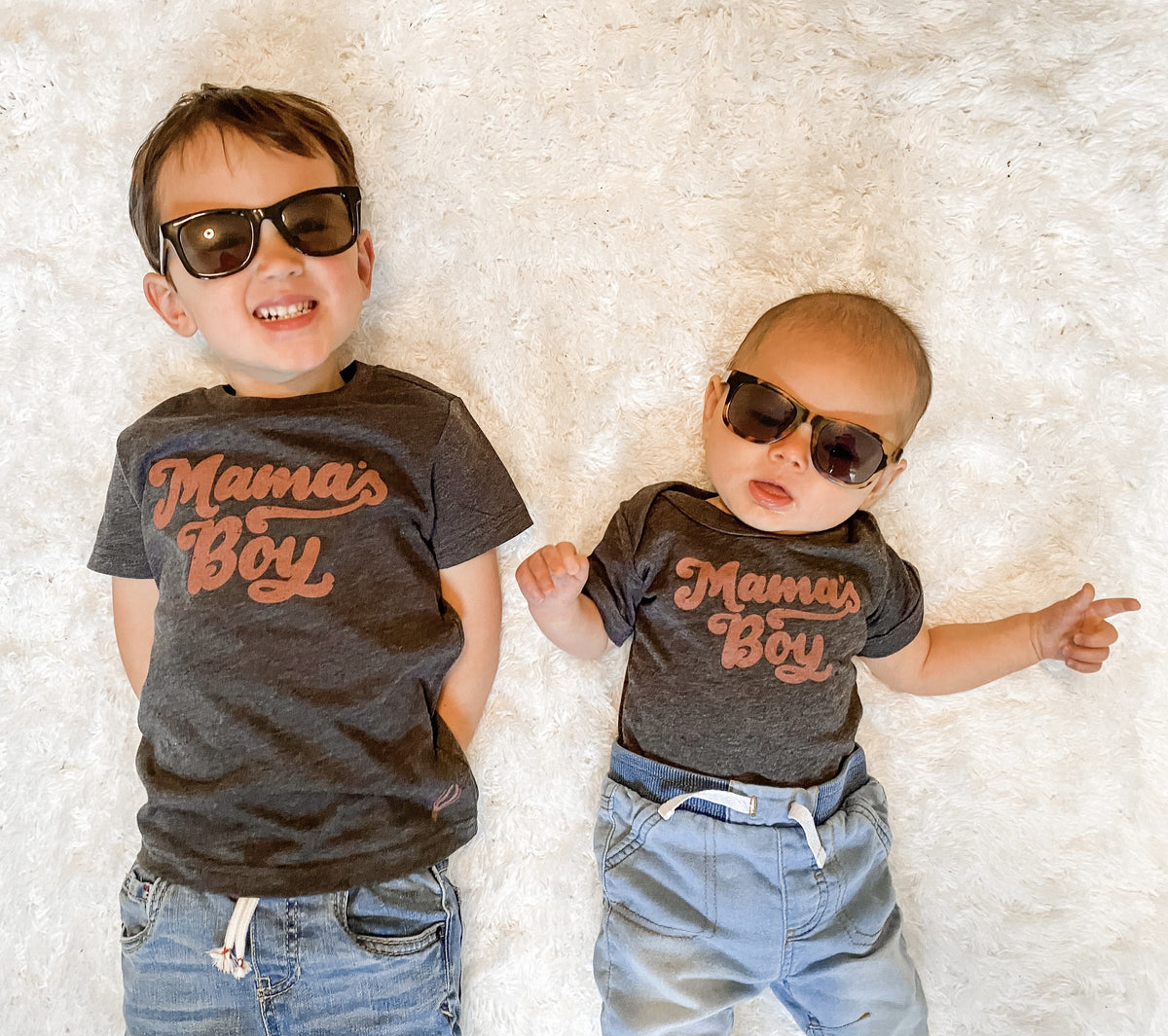 Cuddle Sleep Dream Retro Mama&#39;s Boy - Mauve on Charcoal