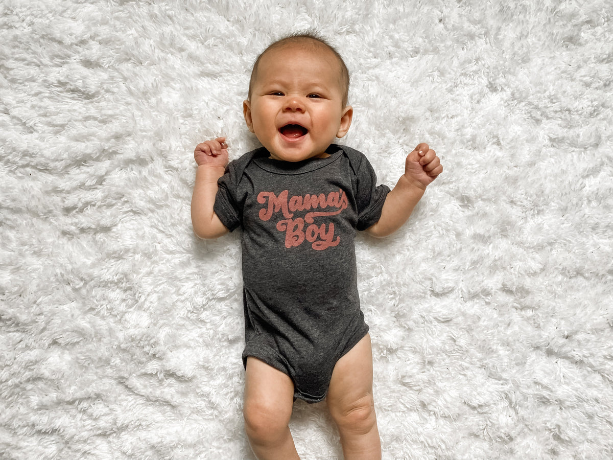 Cuddle Sleep Dream Retro Mama&#39;s Boy | Mauve on Charcoal Bodysuit