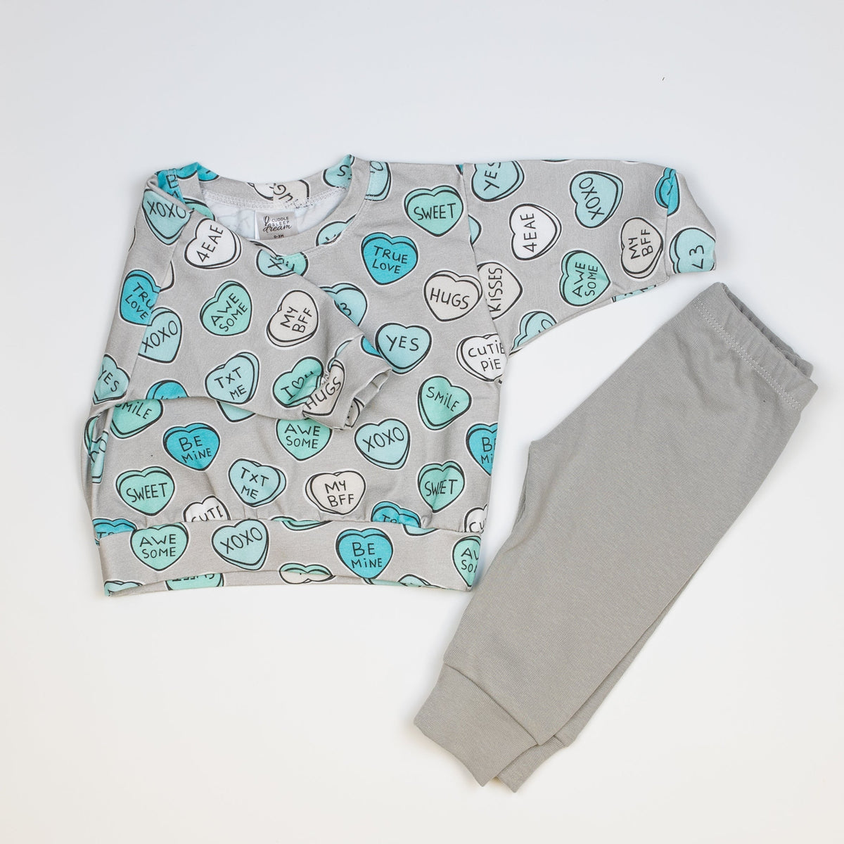 Cuddle Sleep Dream Sweater Valentine Candy Hearts Pullover