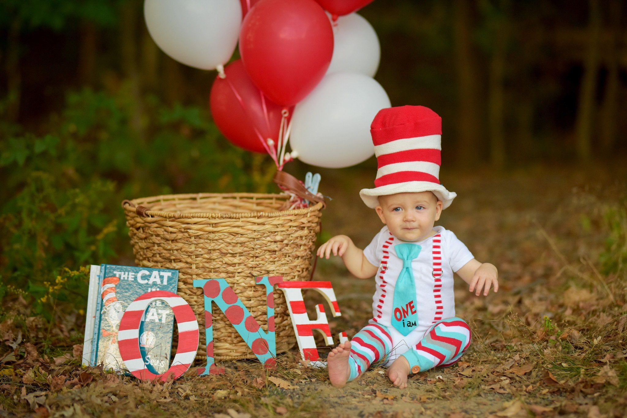 Dr. Seuss Theme 1st birthday outfit for boys 9m Short Sleeve Bodysuit