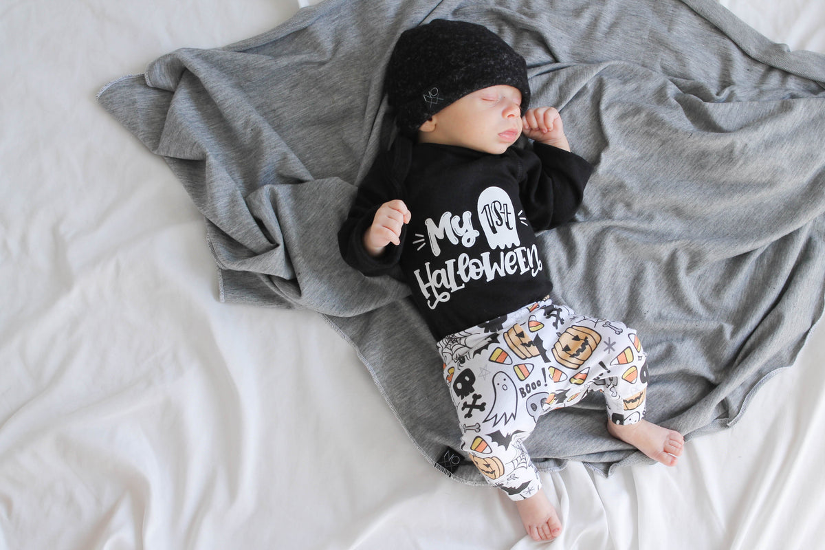 Cuddle Sleep Dream Leggings Halloween Toss Leggings